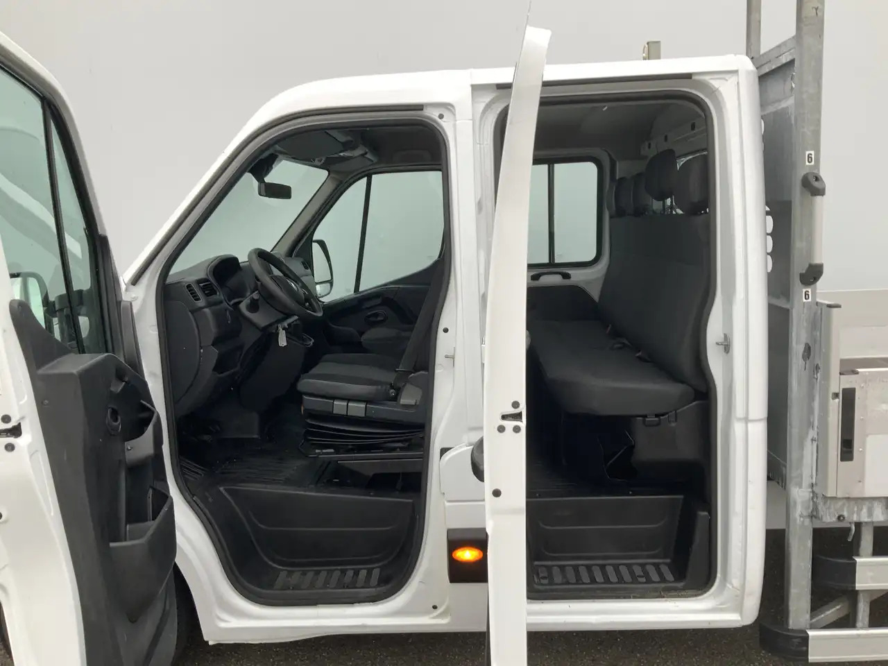 Renault Master T35 2.3 dCi 165 L4 Dub Cab PickUp Navi 6 Zits Trek - 其他机械:图4 Renault Master T35 2.3 dCi 165 L4 Dub Cab PickUp Navi 6 Zits Trek - 其他机械:图4