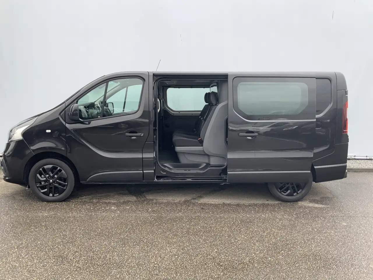 Renault Trafic 1.6 dCi T29 L2H1 Dub Cab 5 Zits Airco Cruise Navi - 康比货车:图5 Renault Trafic 1.6 dCi T29 L2H1 Dub Cab 5 Zits Airco Cruise Navi - 康比货车:图5