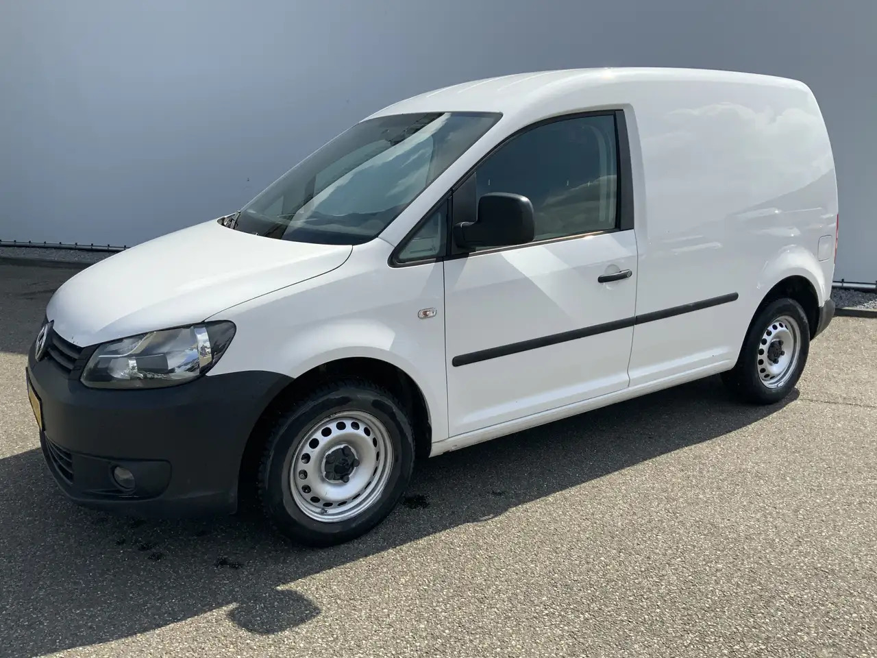 Volkswagen Caddy 1.6 TDI Economy Baseline MOTOR STORING !!! Airco T - 紧凑型面包车:图1 Volkswagen Caddy 1.6 TDI Economy Baseline MOTOR STORING !!! Airco T - 紧凑型面包车:图1