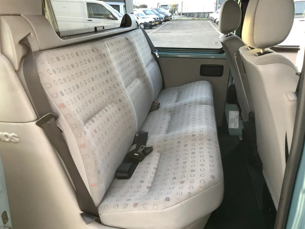 Volkswagen MARGE ! 2.5 TDI 292 Dub Cab 5 Zits Airco Cruise Tr - 康比货车:图5 Volkswagen MARGE ! 2.5 TDI 292 Dub Cab 5 Zits Airco Cruise Tr - 康比货车:图5