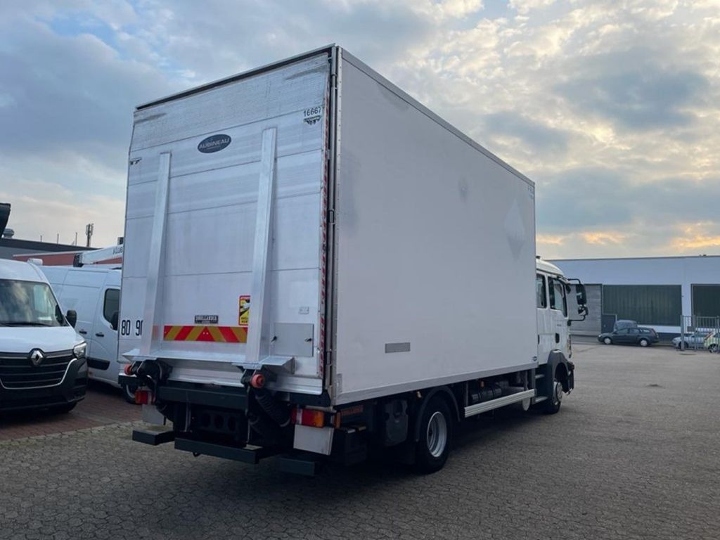 MAN TGL 10.220 Doka Blumentransporter - 冷藏车:图4 MAN TGL 10.220 Doka Blumentransporter - 冷藏车:图4