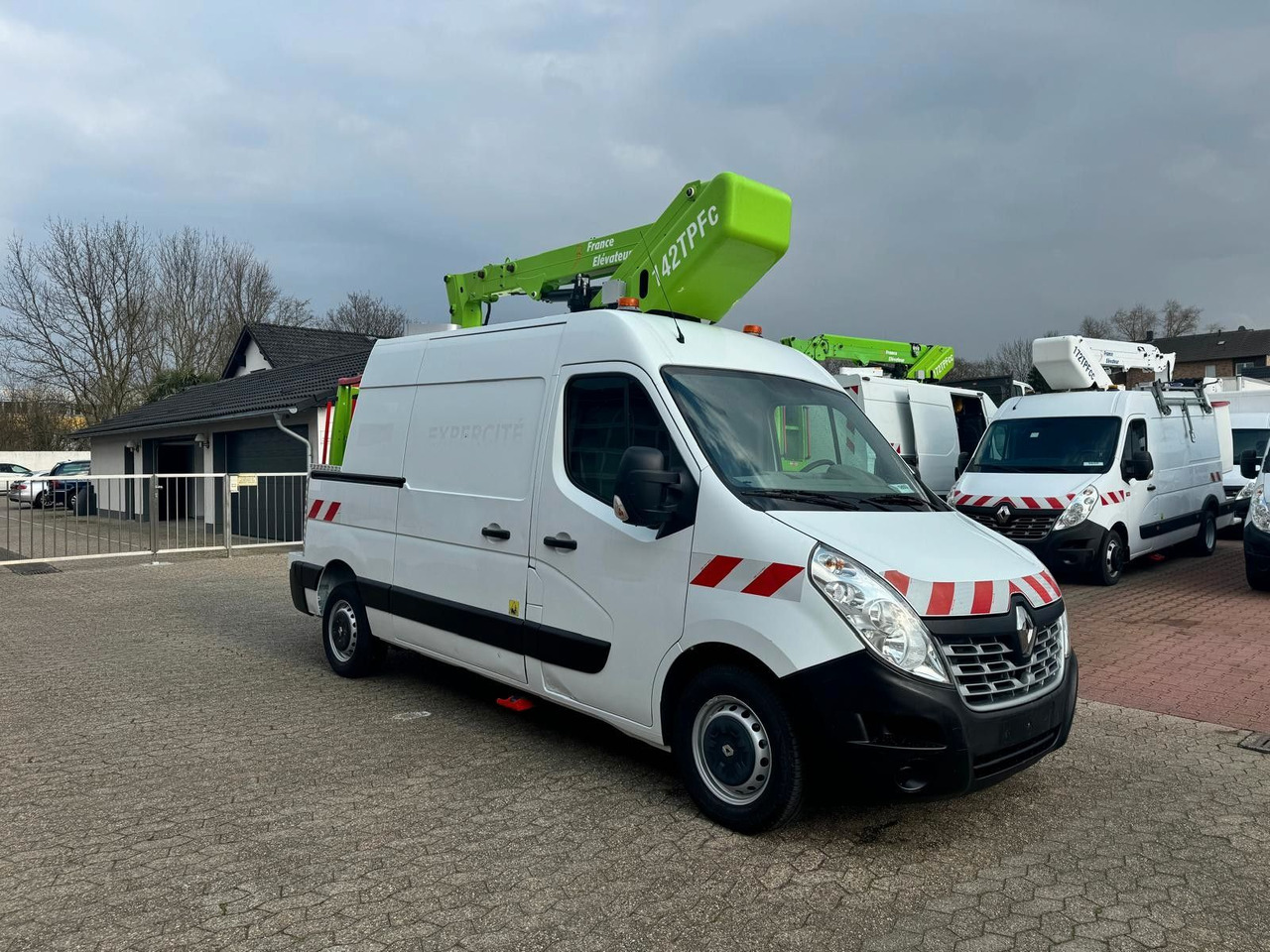 Renault Master Steiger France Elévateur 142 TPFc - 车载空中平台:图3 Renault Master Steiger France Elévateur 142 TPFc - 车载空中平台:图3