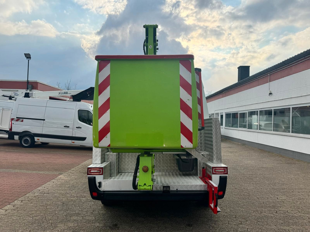 Renault Master Steiger France Elévateur 142 TPFc - 车载空中平台:图5 Renault Master Steiger France Elévateur 142 TPFc - 车载空中平台:图5