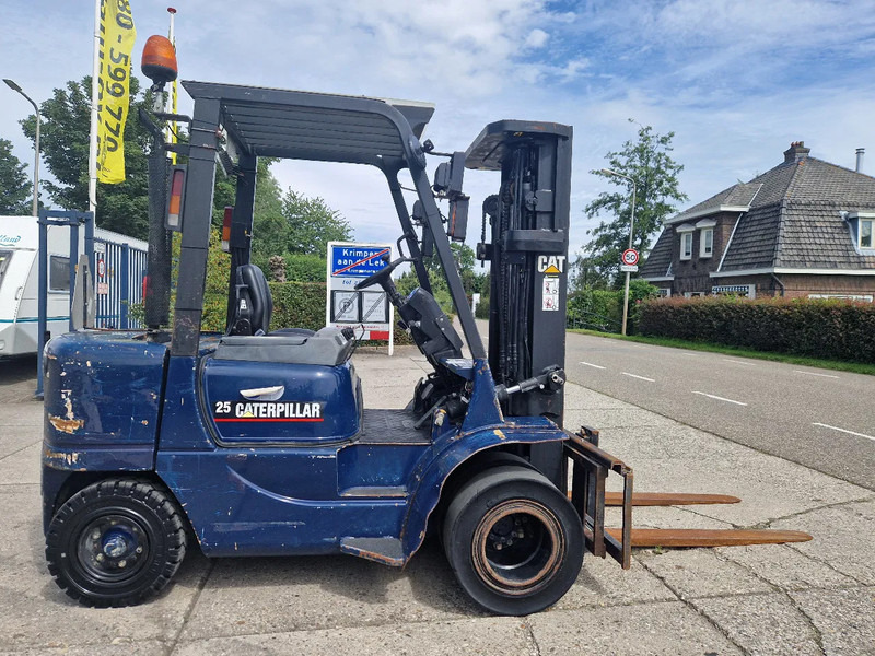 柴油叉车 Caterpillar DP25K met breed vorkenbord:图20 柴油叉车 Caterpillar DP25K met breed vorkenbord:图20