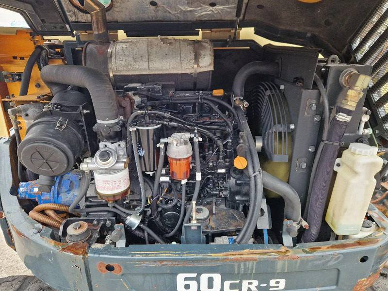 Hyundai Robex CR60-9 met airco en 3 bakken - 小型挖掘机:图5 Hyundai Robex CR60-9 met airco en 3 bakken - 小型挖掘机:图5