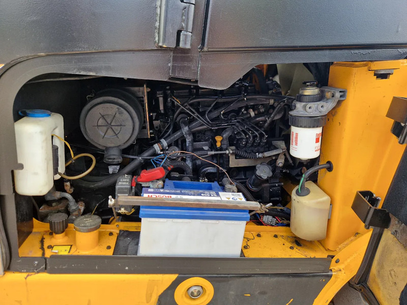 JBC TLT35D Teletruk - 柴油叉车:图5 JBC TLT35D Teletruk - 柴油叉车:图5