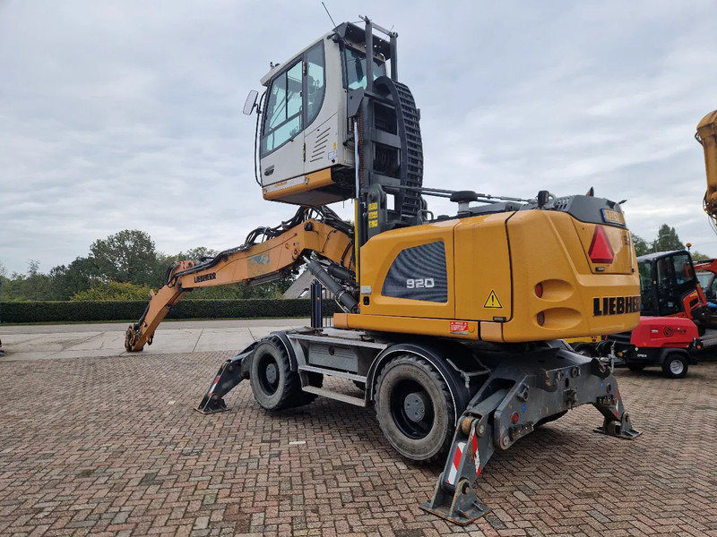Liebherr A 920 Litronic - 垃圾/ 工业叉装车:图1 Liebherr A 920 Litronic - 垃圾/ 工业叉装车:图1