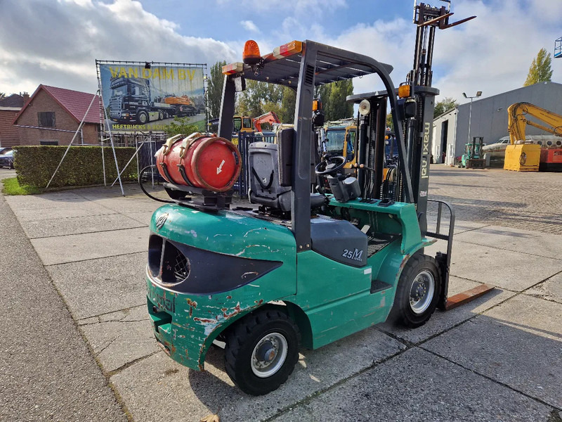 Maximal Nissan Zhejiang 2.5 ton LPG LOW HOURS - 液化石油气叉车:图4 Maximal Nissan Zhejiang 2.5 ton LPG LOW HOURS - 液化石油气叉车:图4