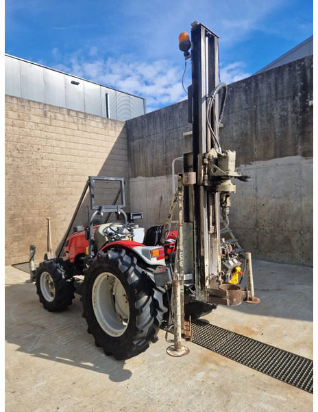 Onbekend Valpadana 1550 4x4 drilling tractor - 钻机:图1 Onbekend Valpadana 1550 4x4 drilling tractor - 钻机:图1