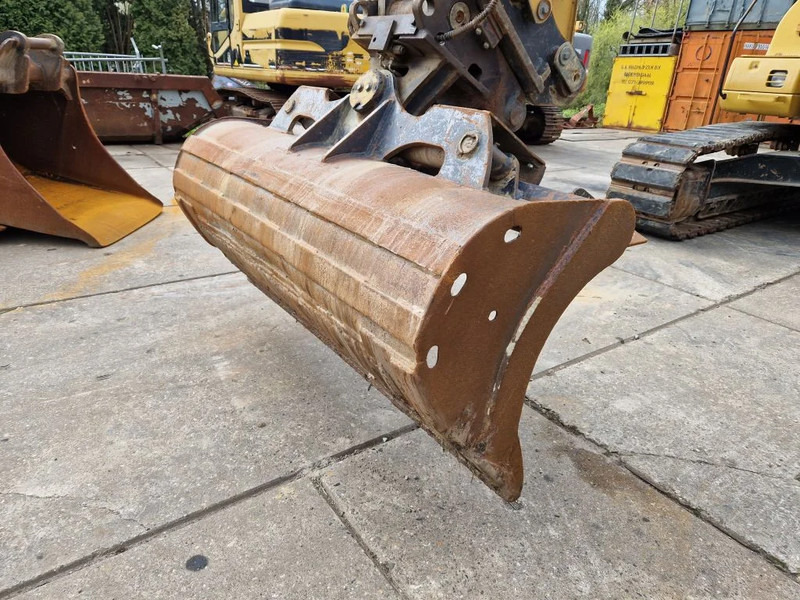 Onbekend hydraulische kantelbak 1.95m. - 铲斗 适用于 建筑机械:图2 Onbekend hydraulische kantelbak 1.95m. - 铲斗 适用于 建筑机械:图2