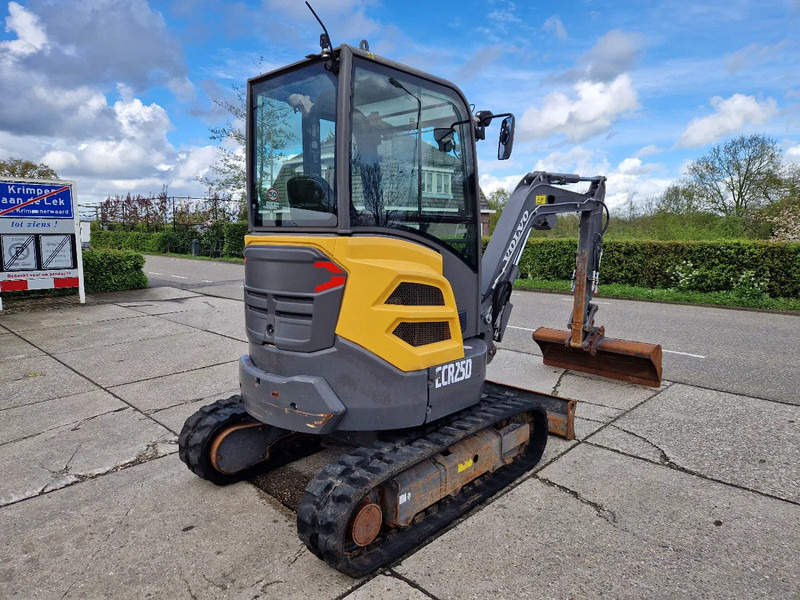Volvo ECR25D met 2562 uur - 小型挖掘机:图4 Volvo ECR25D met 2562 uur - 小型挖掘机:图4