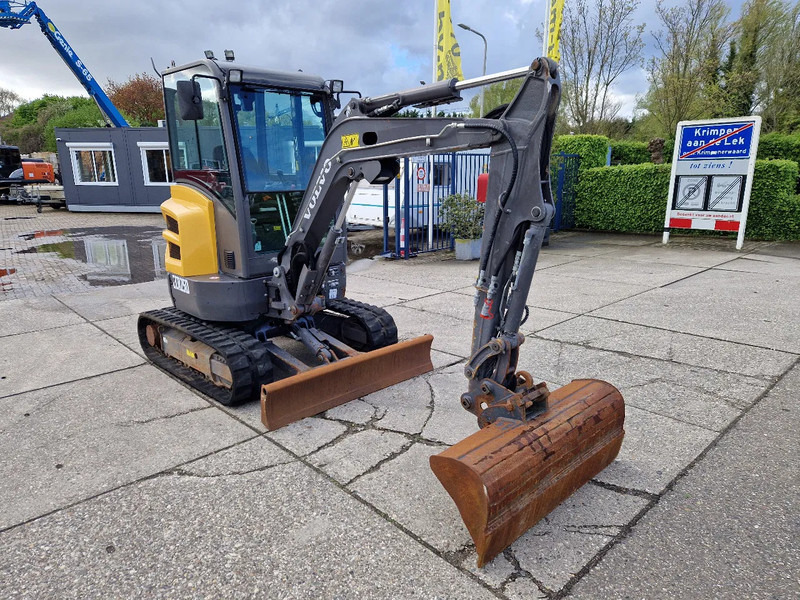 Volvo ECR25D met 2562 uur - 小型挖掘机:图3 Volvo ECR25D met 2562 uur - 小型挖掘机:图3