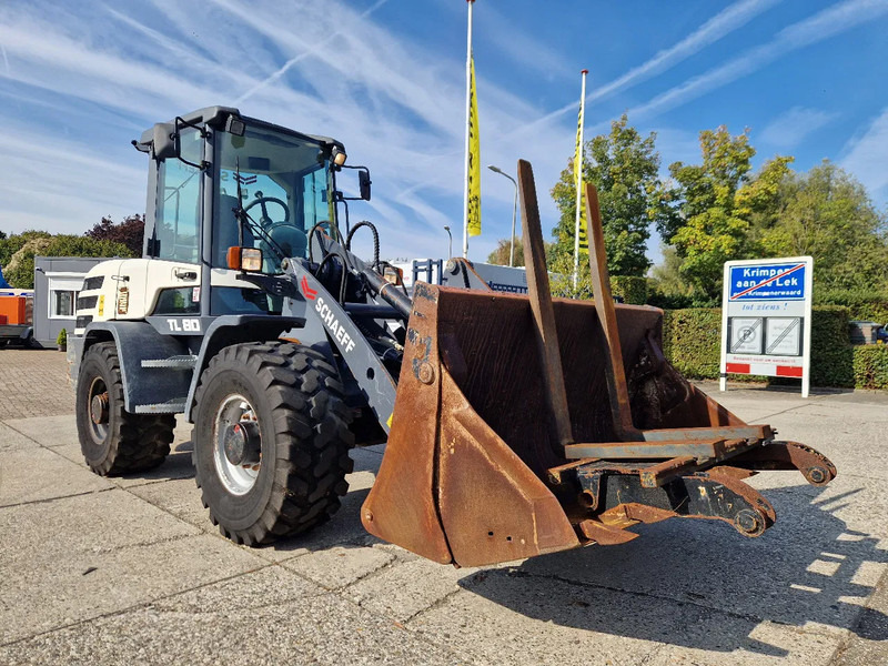 Yanmar / Terex TL80 in nette staat 2017 - 轮式装载机:图2 Yanmar / Terex TL80 in nette staat 2017 - 轮式装载机:图2