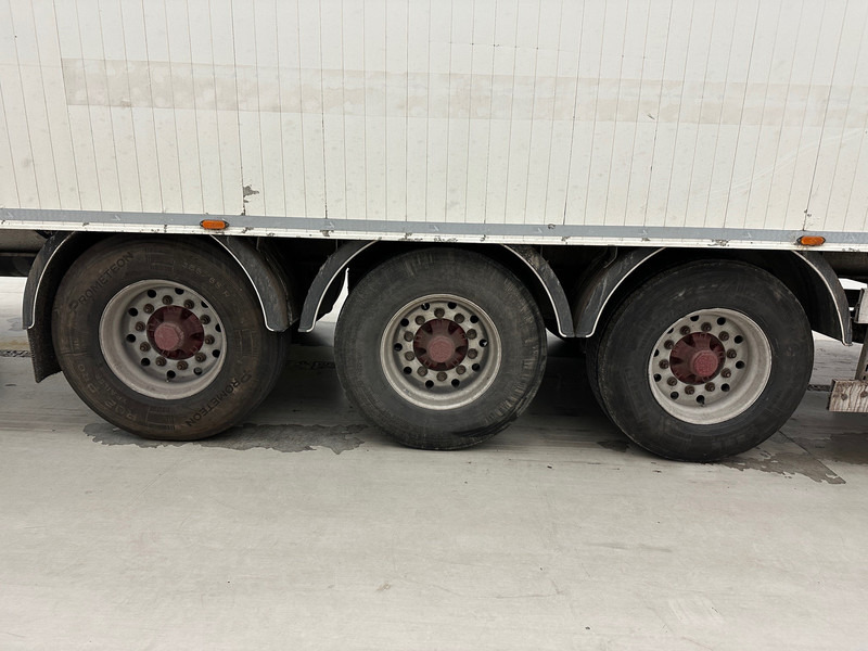 Benalu Walking Floor - 活动底半拖车:图4 Benalu Walking Floor - 活动底半拖车:图4
