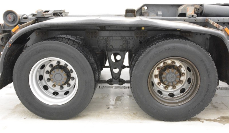 DAF CF85.410 - 6x2 - 吊钩升降车:图4 DAF CF85.410 - 6x2 - 吊钩升降车:图4