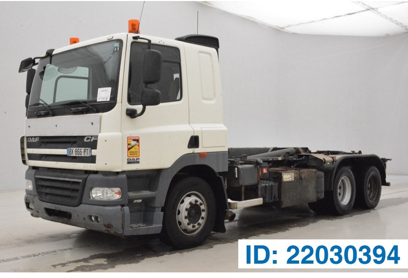 DAF CF85.410 - 6x2 - 吊钩升降车:图1 DAF CF85.410 - 6x2 - 吊钩升降车:图1