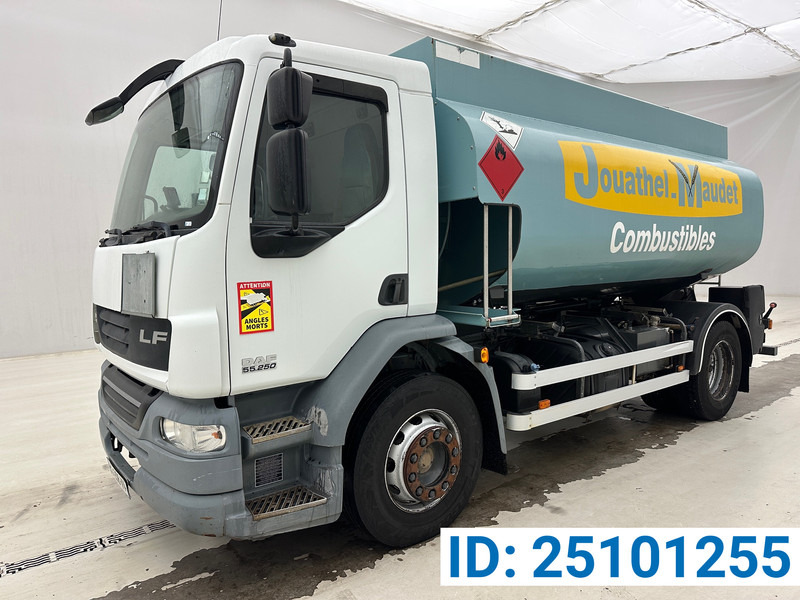 DAF LF55.250 - 罐车:图1 DAF LF55.250 - 罐车:图1