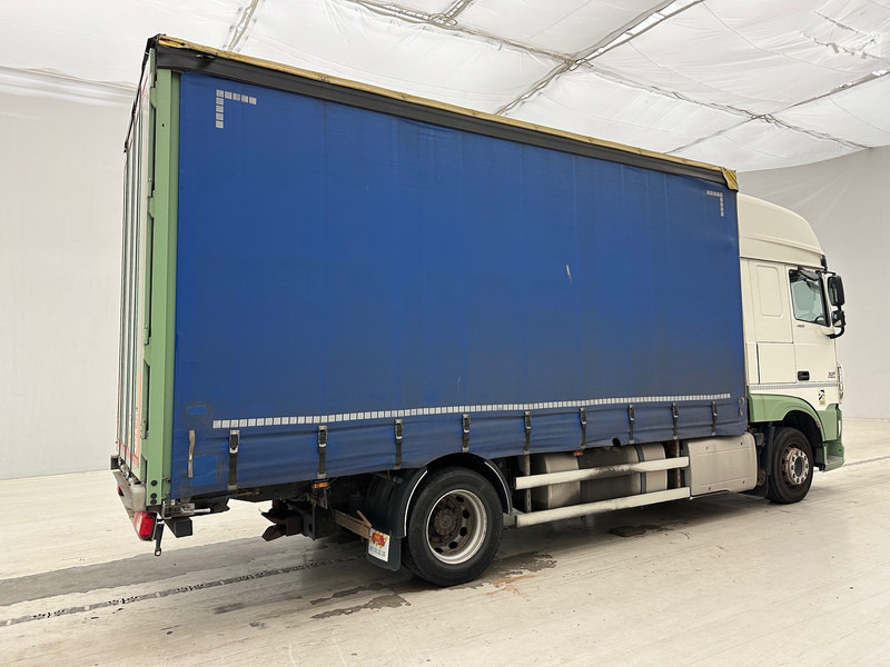 DAF XF 460 Super Space Cab - 侧帘卡车:图4 DAF XF 460 Super Space Cab - 侧帘卡车:图4
