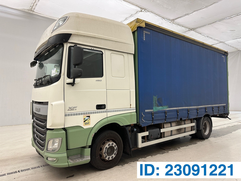 DAF XF 460 Super Space Cab - 侧帘卡车:图1 DAF XF 460 Super Space Cab - 侧帘卡车:图1