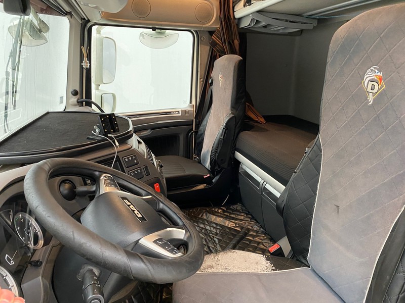 牵引车 DAF XF105.530 Super Space Cab：图8