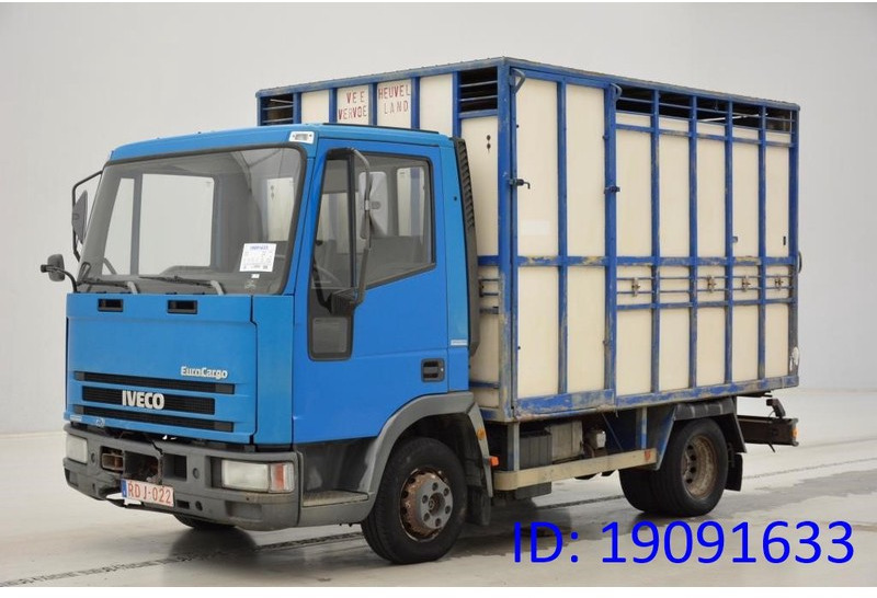 Iveco 65E14* - 牲畜运输车:图1 Iveco 65E14* - 牲畜运输车:图1