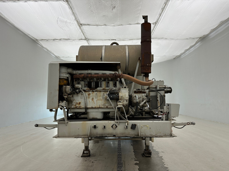 MOL Mixer 10 cub - 混凝土搅拌半拖车:图2 MOL Mixer 10 cub - 混凝土搅拌半拖车:图2