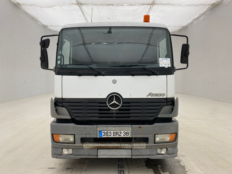 Mercedes-Benz Atego 1828 - 栏板式/ 平板卡车, 起重车:图2 Mercedes-Benz Atego 1828 - 栏板式/ 平板卡车, 起重车:图2