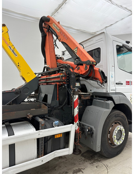 Mercedes-Benz Axor 1824 - 吊钩升降车, 起重车:图5 Mercedes-Benz Axor 1824 - 吊钩升降车, 起重车:图5