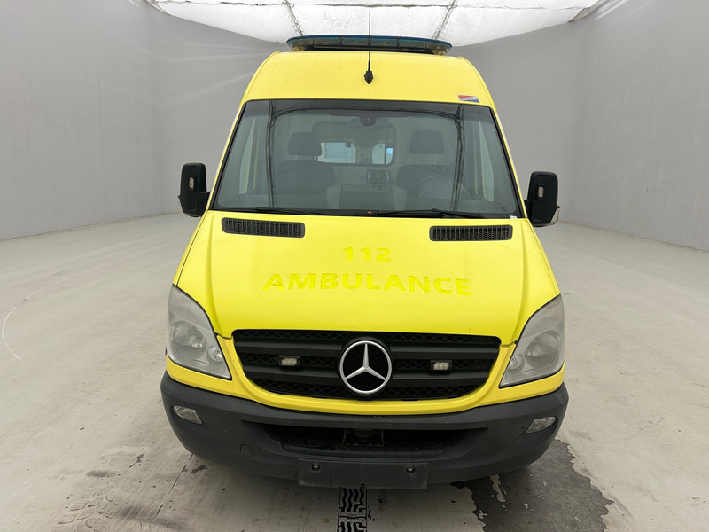 Mercedes-Benz Sprinter 319 CDI - 救护车:图2 Mercedes-Benz Sprinter 319 CDI - 救护车:图2