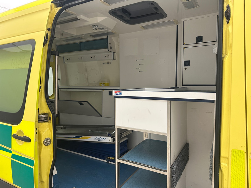 Mercedes-Benz Sprinter 319 CDI - 救护车:图5 Mercedes-Benz Sprinter 319 CDI - 救护车:图5