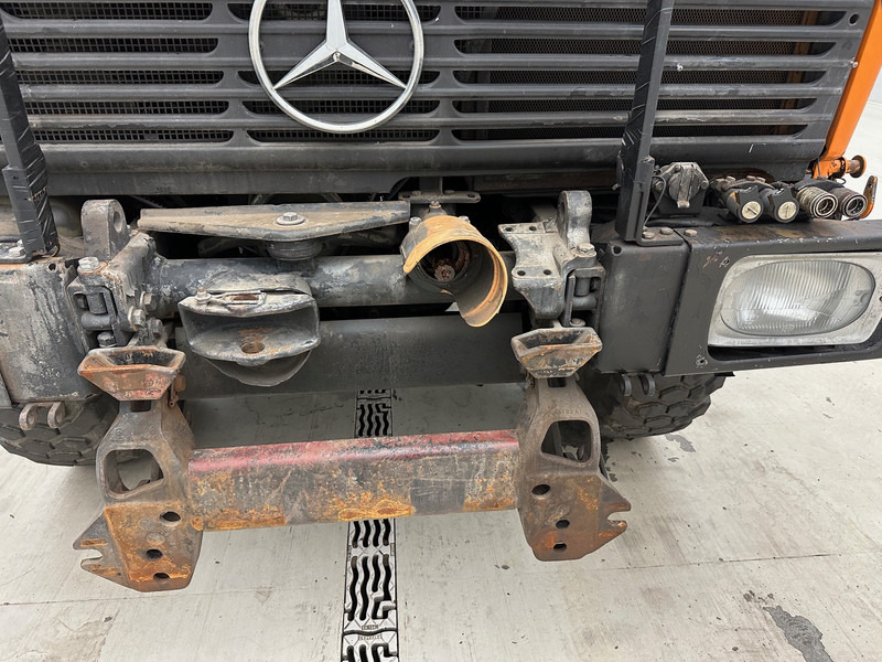 Mercedes-Benz Unimog U427 - 4x4 - 翻斗车:图3 Mercedes-Benz Unimog U427 - 4x4 - 翻斗车:图3