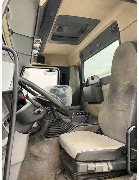 栏板式/ 平板卡车, 起重车 Renault Kerax 420 DCi - 6x4：图13