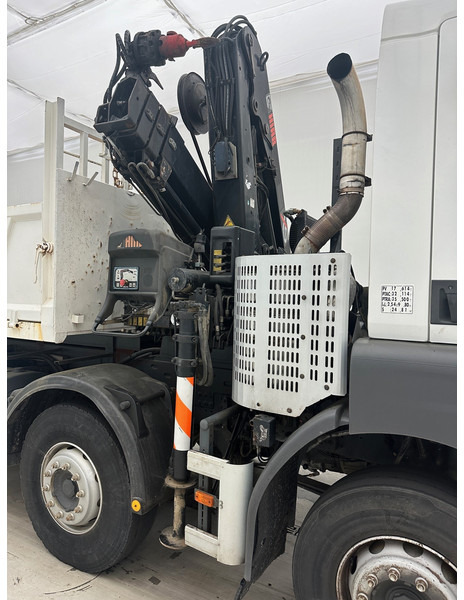 Renault Kerax 460 DXi - 8x4* - 翻斗车, 起重车:图4 Renault Kerax 460 DXi - 8x4* - 翻斗车, 起重车:图4