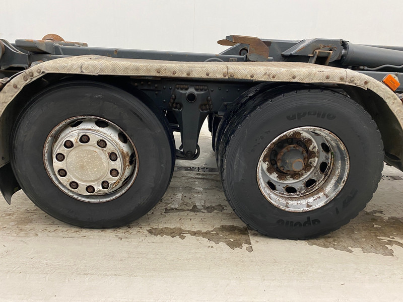 Scania R420 - 6x2 - 吊钩升降车:图4 Scania R420 - 6x2 - 吊钩升降车:图4