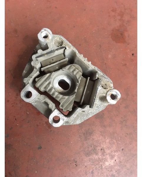 Volvo 20501391 20501391 - 发动机架 适用于 卡车:图1 Volvo 20501391 20501391 - 发动机架 适用于 卡车:图1