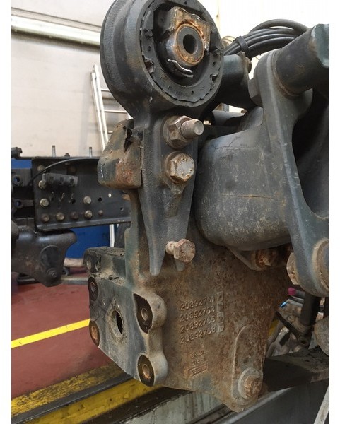 Volvo 20892761 & 20892762 20892761 & 20892762 - 框架/ 底盘:图3 Volvo 20892761 & 20892762 20892761 & 20892762 - 框架/ 底盘:图3