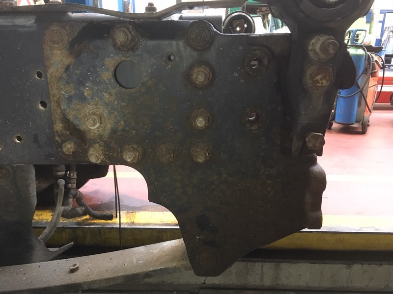 Volvo 20892761 & 20892762 20892761 & 20892762 - 框架/ 底盘:图1 Volvo 20892761 & 20892762 20892761 & 20892762 - 框架/ 底盘:图1