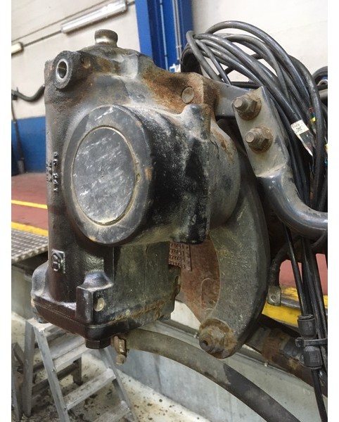 Volvo 20901108 20901108 - 转向装置:图2 Volvo 20901108 20901108 - 转向装置:图2