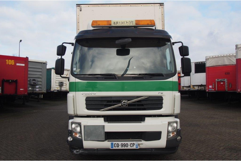 Volvo FE 260 - 厢式卡车:图2 Volvo FE 260 - 厢式卡车:图2