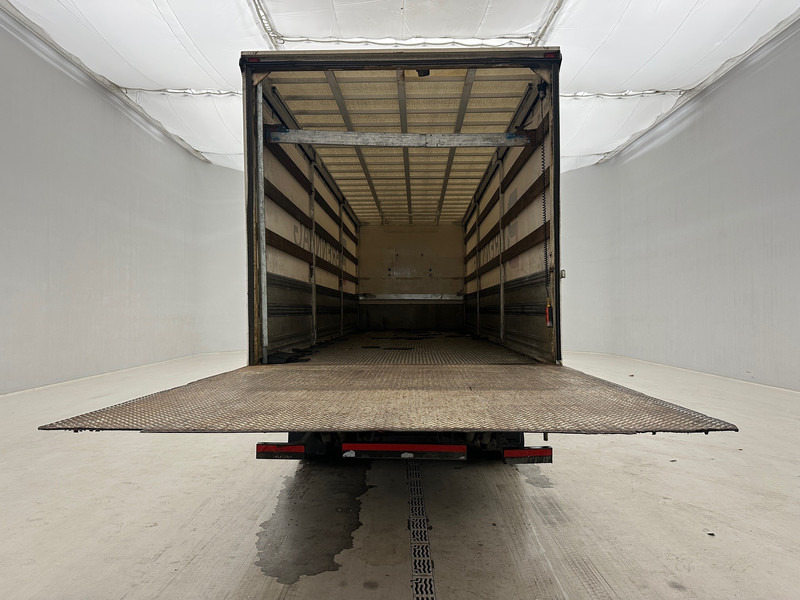Volvo FE 300 - 6x2* - 侧帘卡车:图5 Volvo FE 300 - 6x2* - 侧帘卡车:图5