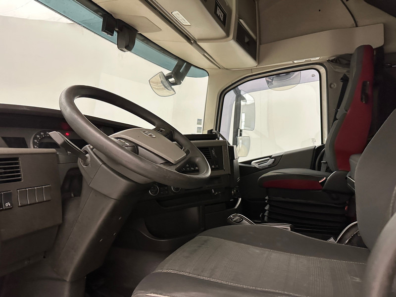 牵引车 Volvo FH 460 Globetrotter - ADR:图10 牵引车 Volvo FH 460 Globetrotter - ADR:图10