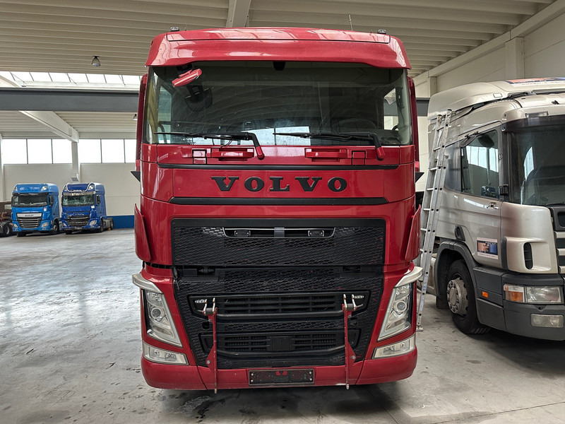 Volvo FH 500 "FIRE DAMAGE" - 牵引车:图2 Volvo FH 500 "FIRE DAMAGE" - 牵引车:图2