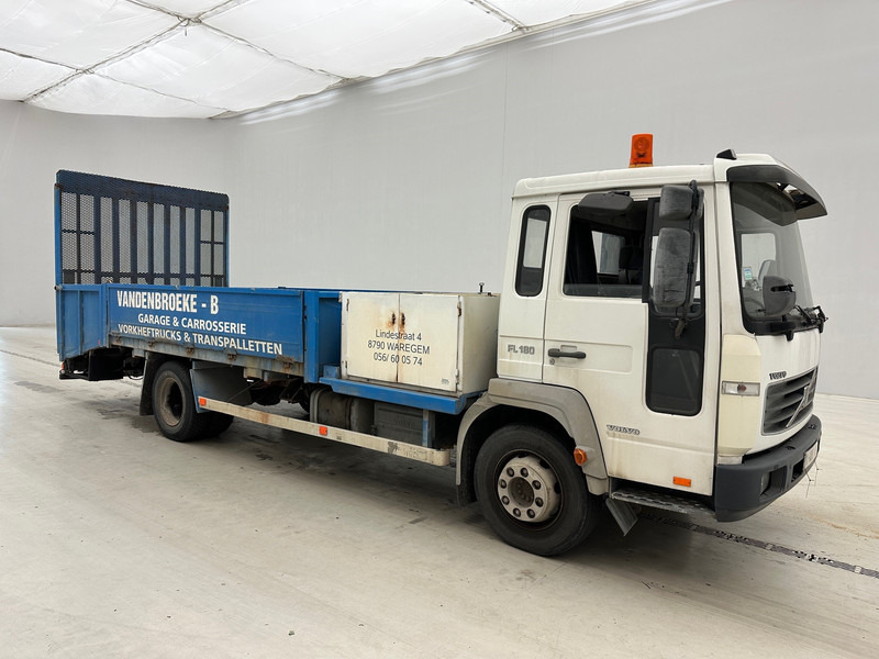 Volvo FL 180 - 翻斗车:图3 Volvo FL 180 - 翻斗车:图3