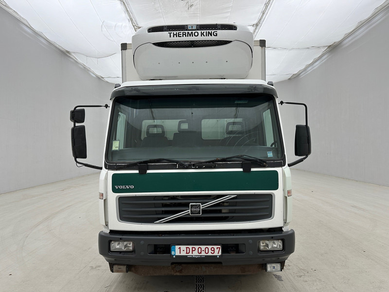 Volvo FL 220* - 冷藏车:图2 Volvo FL 220* - 冷藏车:图2