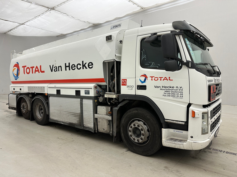 Volvo FM 300 - 6x2 - 罐车:图3 Volvo FM 300 - 6x2 - 罐车:图3