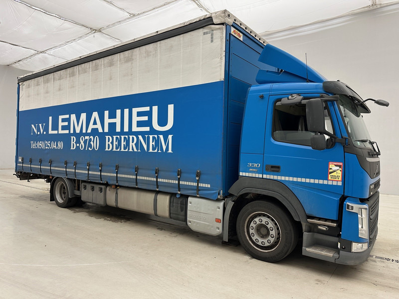 Volvo FM 330 - 侧帘卡车:图3 Volvo FM 330 - 侧帘卡车:图3