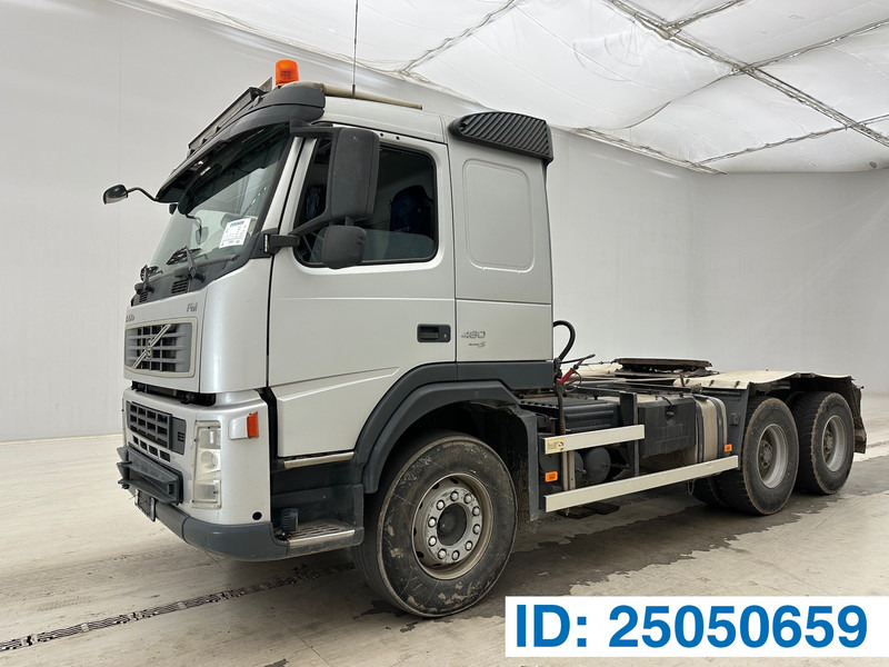 Volvo FM 480 - 6x4 - 牵引车:图1 Volvo FM 480 - 6x4 - 牵引车:图1