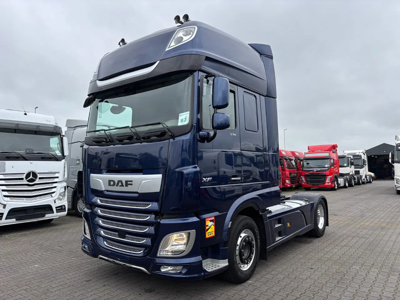 牵引车 DAF XF 530 Super Spacecab Euro 6:图1