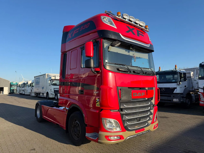 DAF XF 530 Super Spacecab Retarder Euro 6 - 牵引车:图2 DAF XF 530 Super Spacecab Retarder Euro 6 - 牵引车:图2