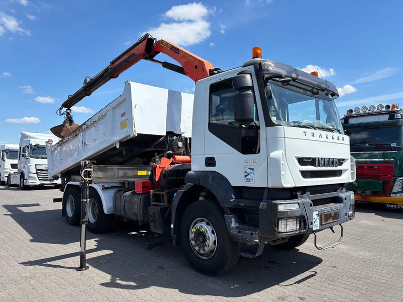 Iveco Trakker 410 6X4 Manual Gearbox 2 Way Tipper + Palfinger PK15500 - 翻斗车, 起重车:图2 Iveco Trakker 410 6X4 Manual Gearbox 2 Way Tipper + Palfinger PK15500 - 翻斗车, 起重车:图2